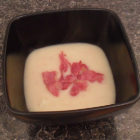 Leek, Potato & Mustard Soup with Bacon Croutons Leek, Potato & Mustard Soup with Bacon Croutons