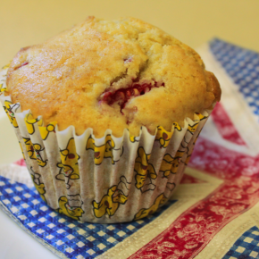 Raspberry & White Chocolate Muffins Raspberry & White Chocolate Muffins