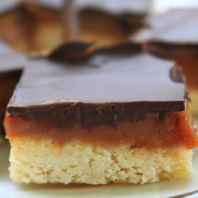 Salted Caramel Millionaire's Shortbread Salted Caramel Millionaire's Shortbread
