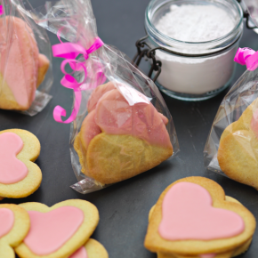 Strawberry Shortbread Hearts Strawberry Shortbread Hearts