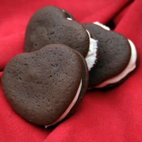 Chocolate and Marshmallow Whoopie Pies Chocolate and Marshmallow Whoopie Pies