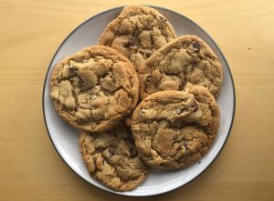 Cashew butter and honey chocolate chip cookies